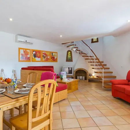 Villa Gerard Villa, Cala Blanca *