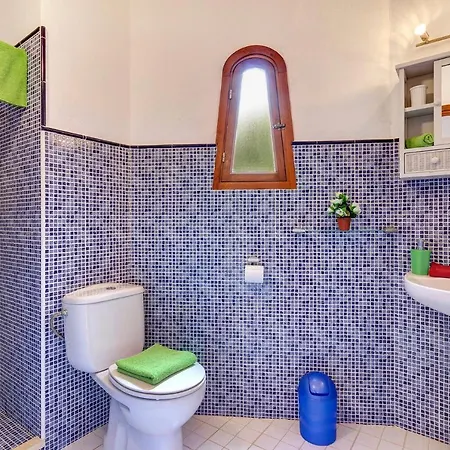 Villa Gerard Villa, Cala Blanca *