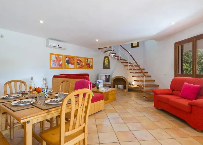 Willa Gerard Villa, Cala Blanca *